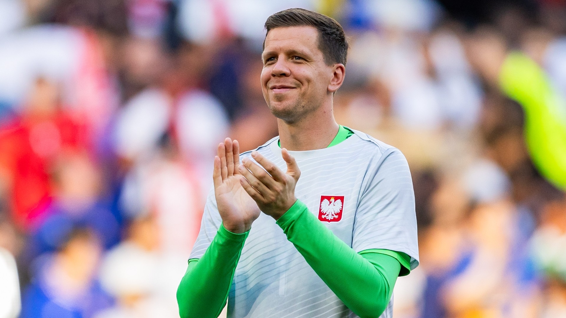 Claudio Bravo and Szczesny are Connected to Barcelona to Replace Ter Stegen, Who is Injured