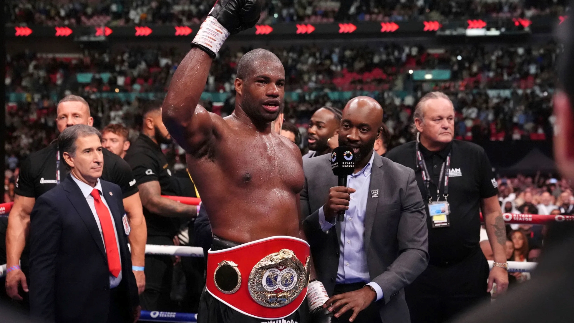 Dubois Defeats Joshua to Retain IBF Heavyweight Title