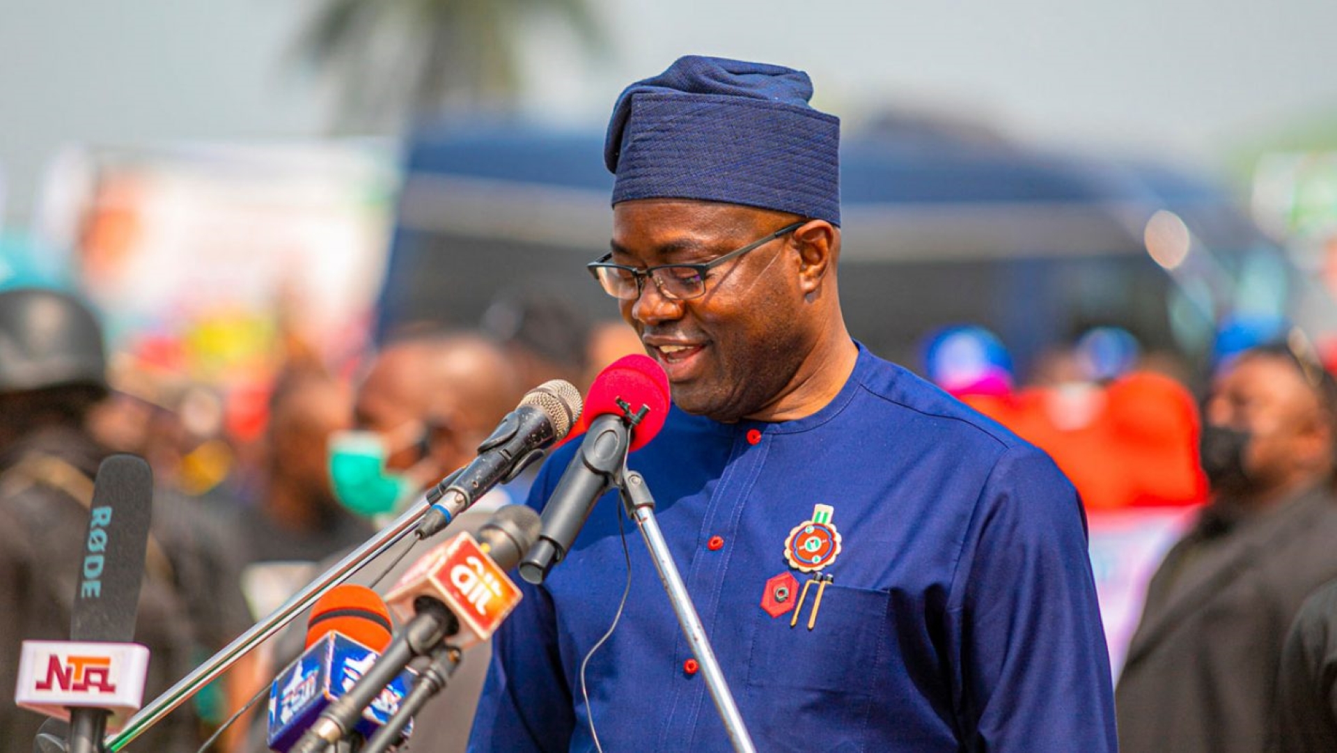 Makinde rallies support for Ajayi, says election will shock APC