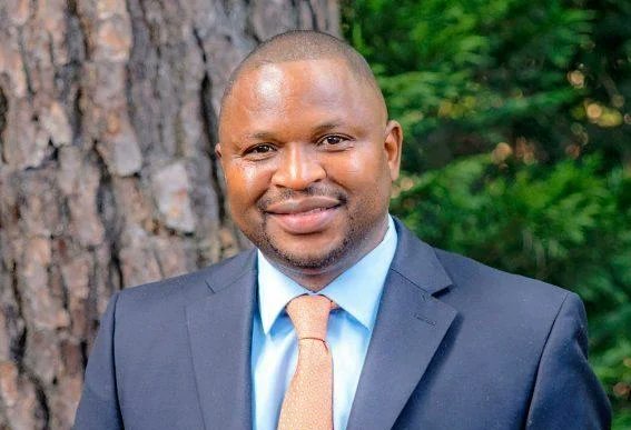 Kperogi apologises to Aisha Buhari over controversial divorce claim