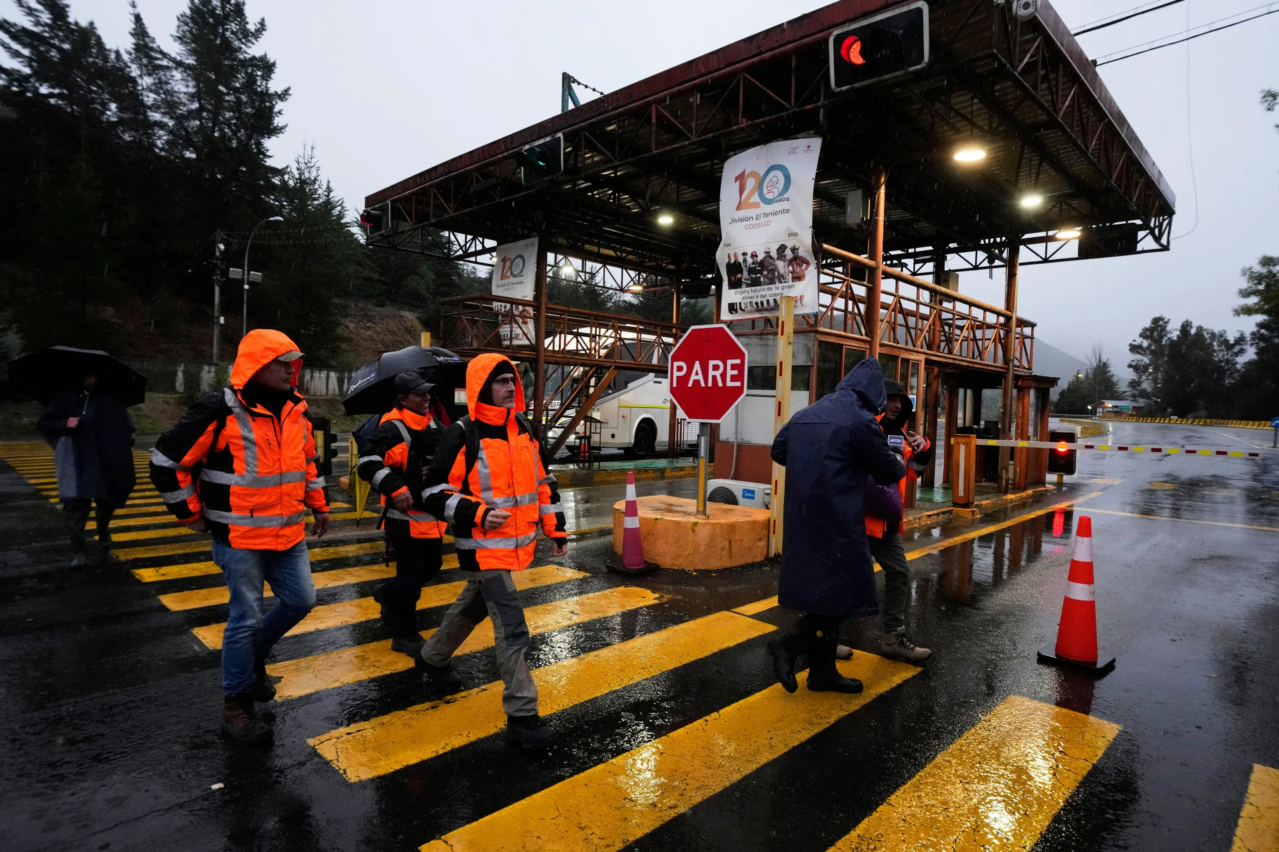 Codelco Confirms Death of One of Five Trapped El Teniente Miners