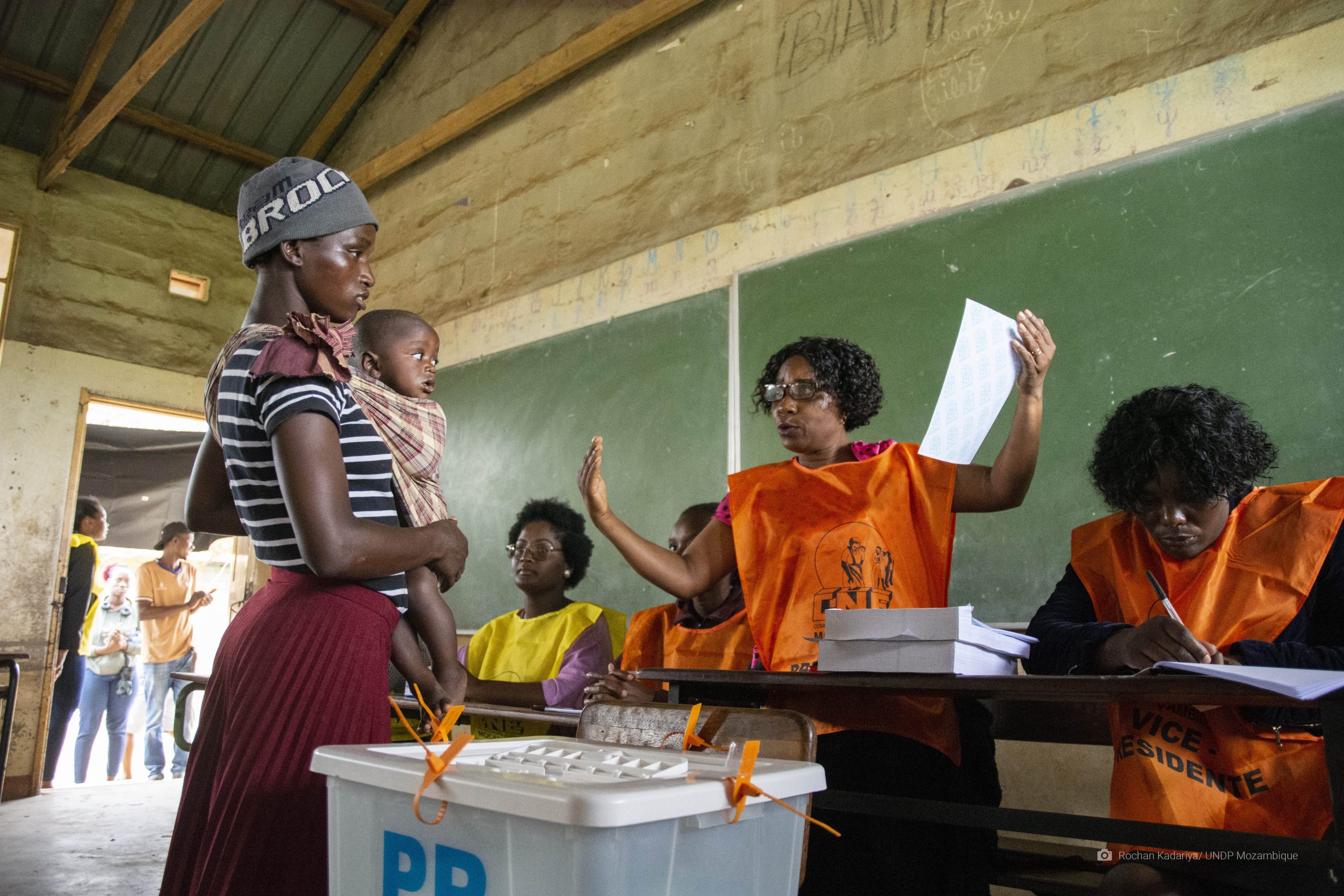 Tanzania Orders Civil Servants and Students to Stay Home Following Violent Election Protests