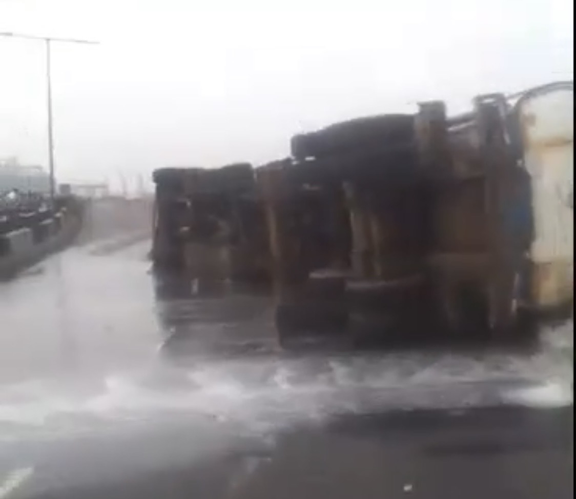 Petrol Tanker Overturns on Tincan Liverpool Bridge, Causes Traffic Disruption