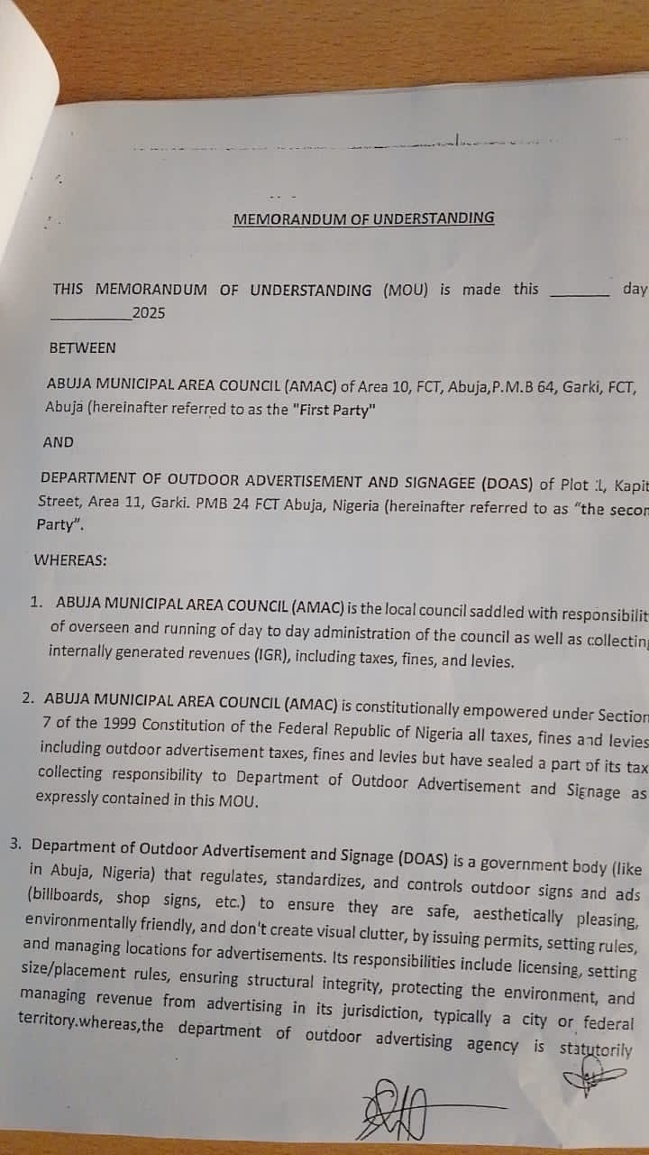 19817107 097a5b35e1334aa6aeca336330763ad4 Jpega989c837116e17b44b1a01769e57e2c1