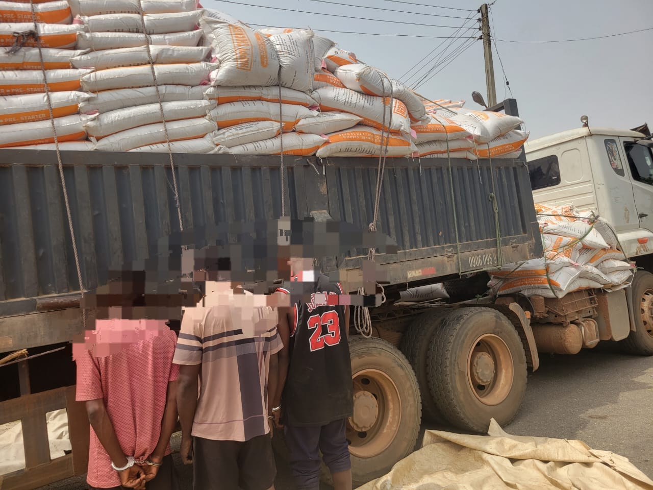 Oyo Police Arrest Three in Ibadan Robbery, Recover ₦31.7m Goods, Manhunt for Two Ongoing