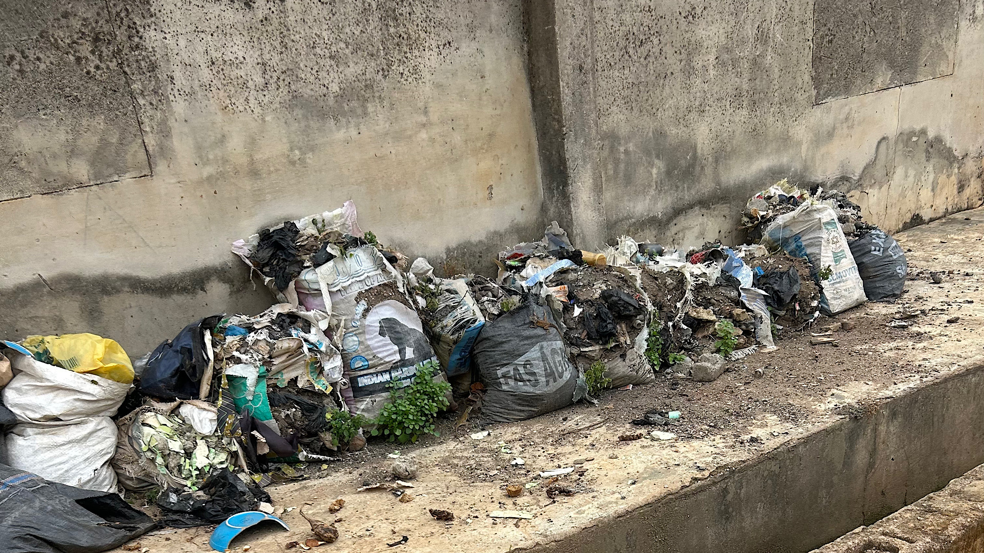 Refuse Spotted on Lagos Streets Ahead of Sanitation Exercise