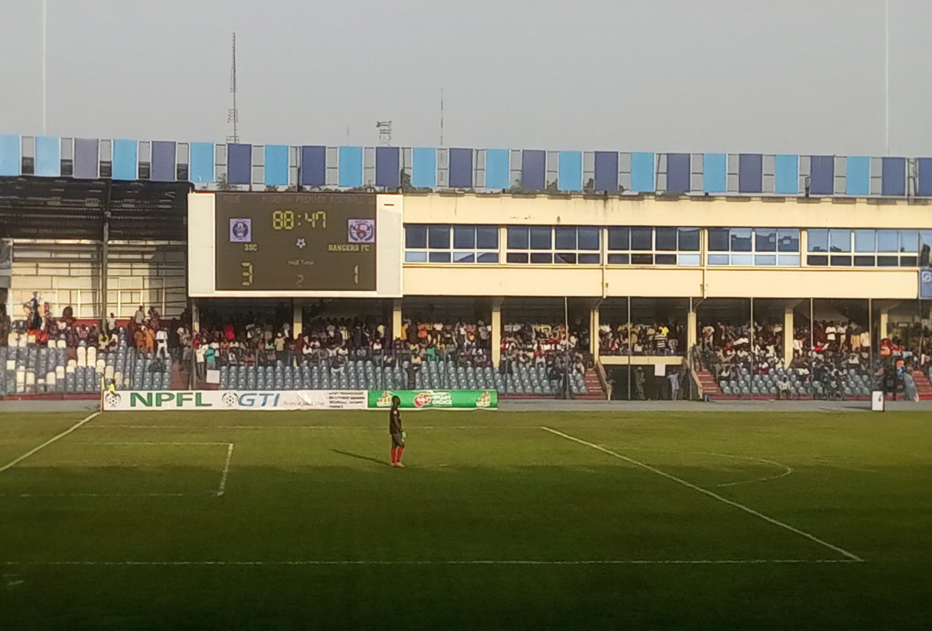 NPFL: Shooting Stars Halt Rangers’ Title Race as Rivers United Reclaim Top Spot After Khalifat Win in Matchday 32