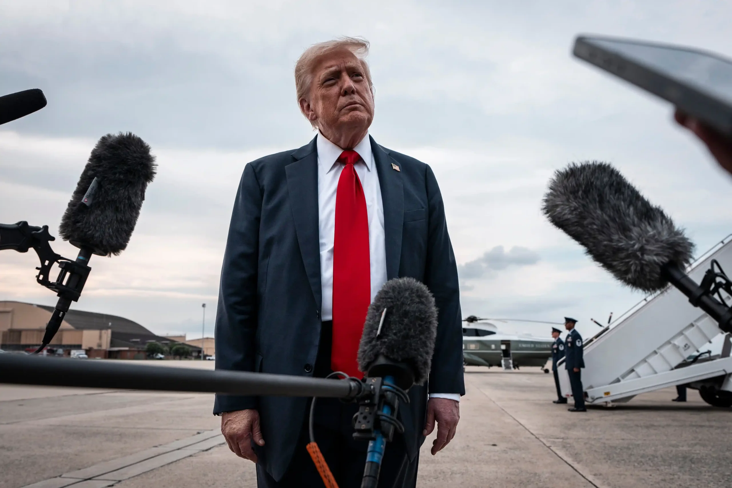 Trump Mulls NATO Withdrawal, Halting Ukraine Weapons Over Europe’s Response to Iran War