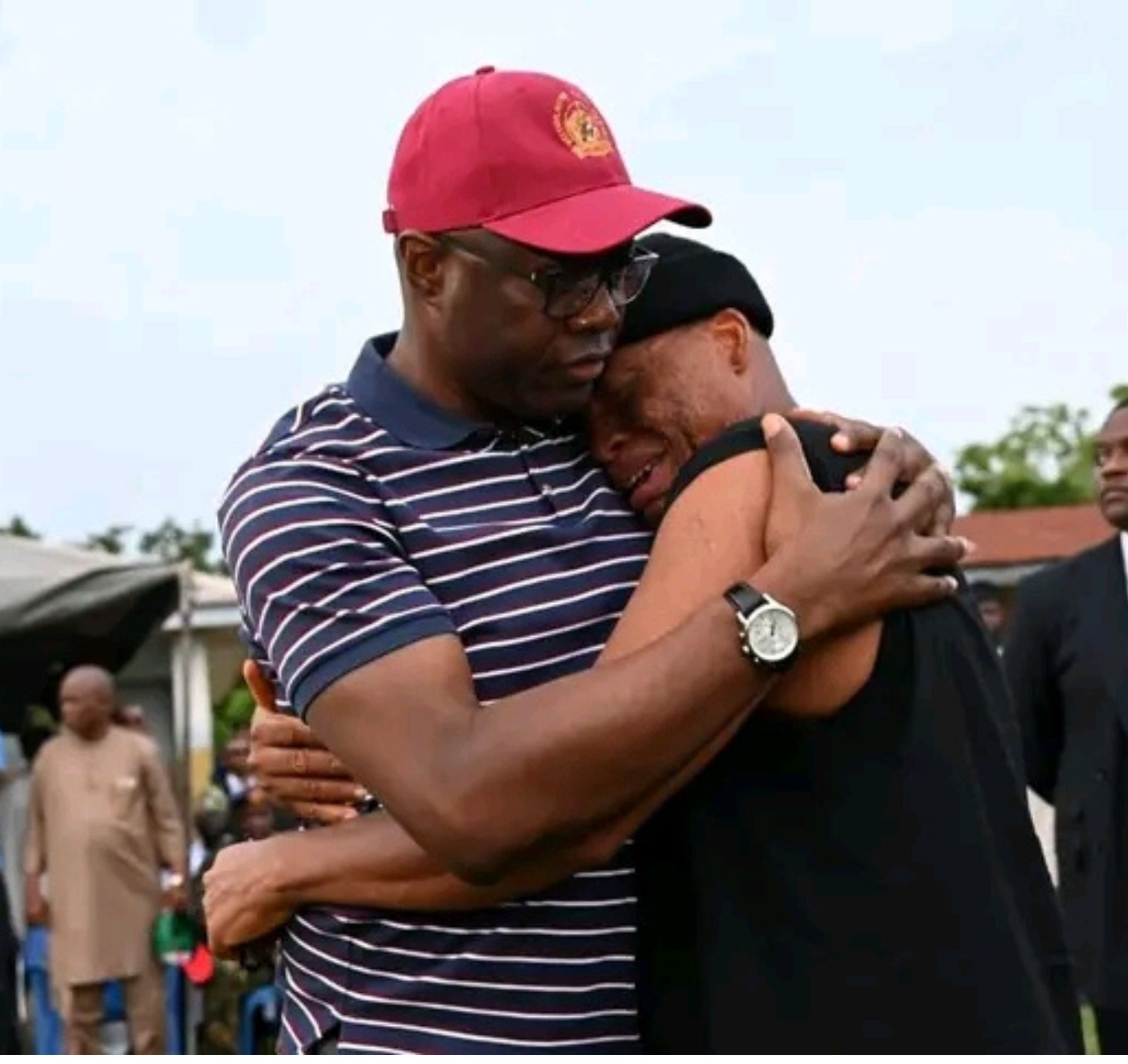 Video: Makinde Visits Oriire, Consoles Families of Abducted Pupils and Teachers