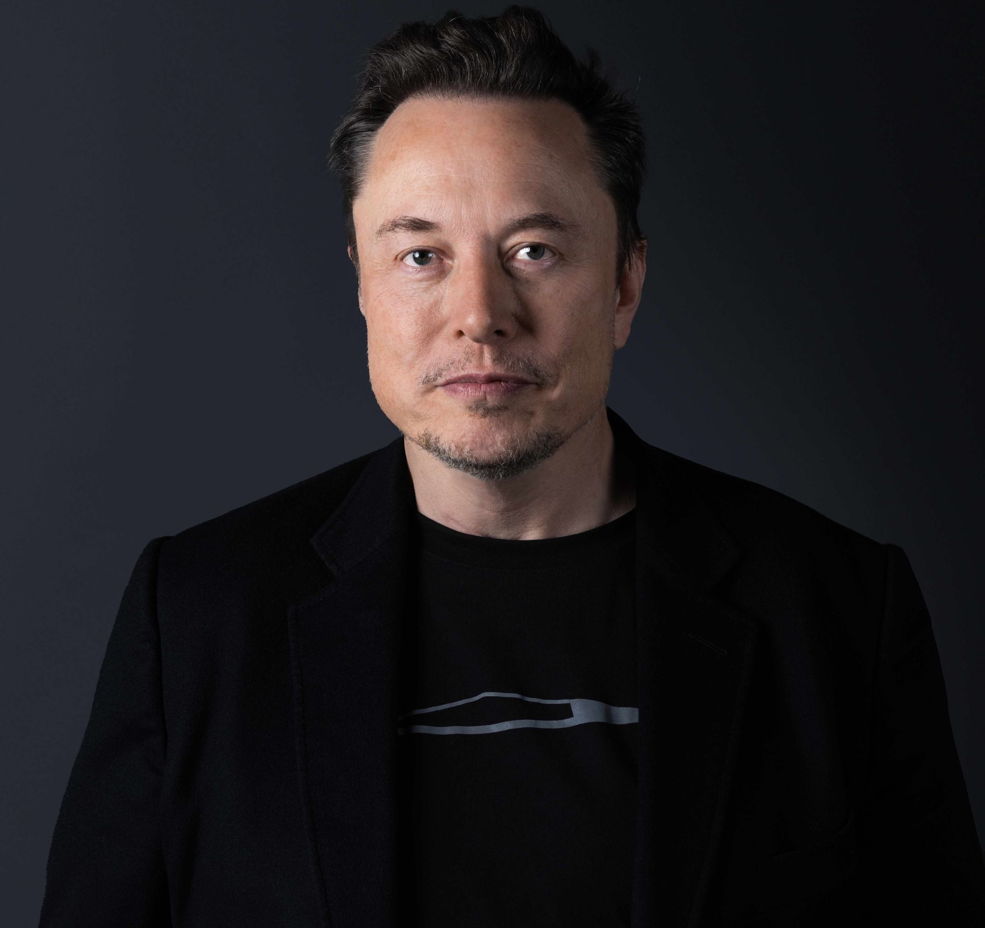 Elon Musk Becomes World’s First Trillionaire After Historic SpaceX IPO  ‎