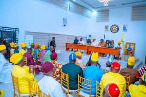 A cross section of the Accord Party's National Committee 