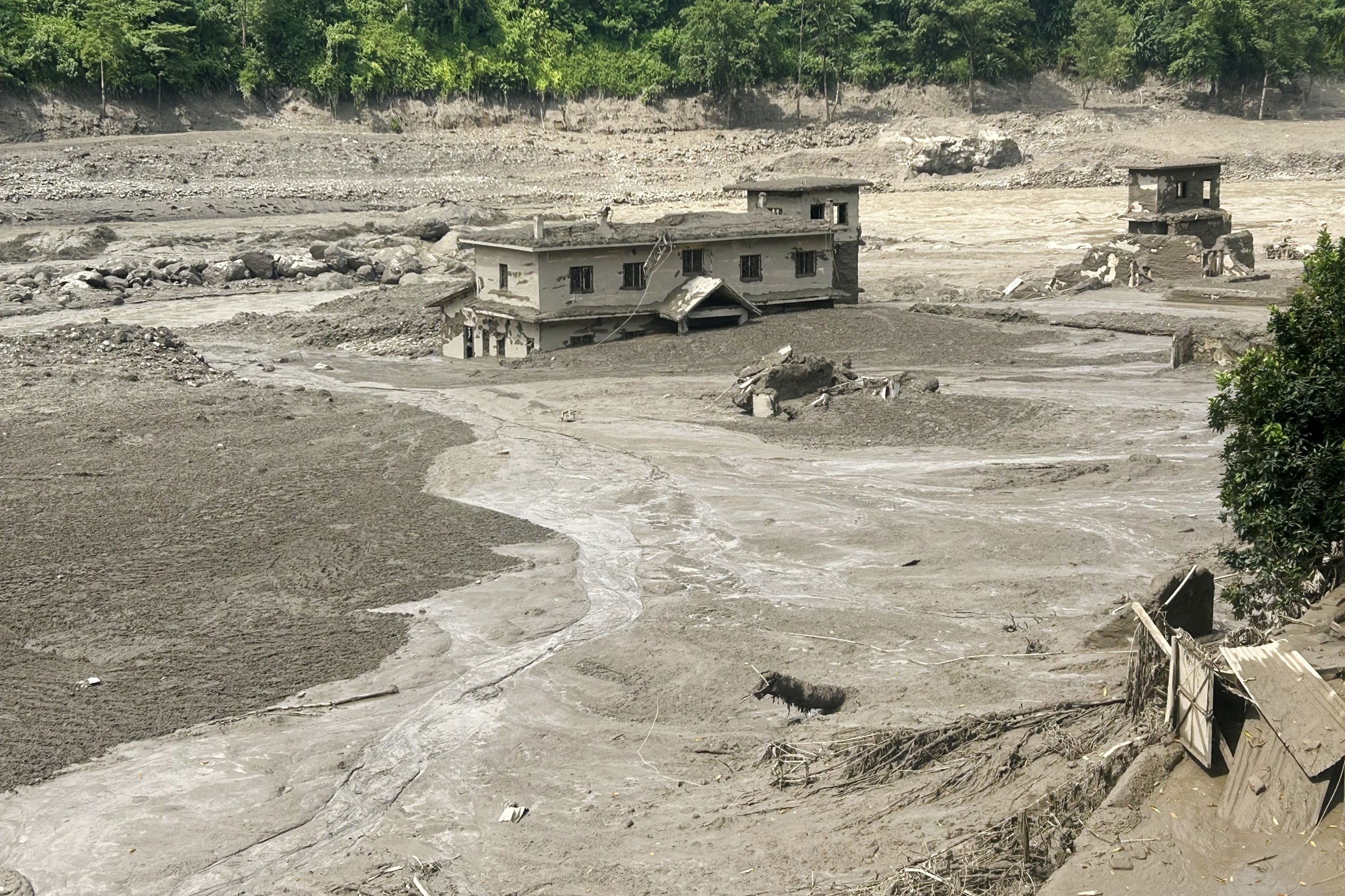 Himalayan Flood Disaster Leaves Hundreds Dead, More Than 1,000 Missing in Nepal and China