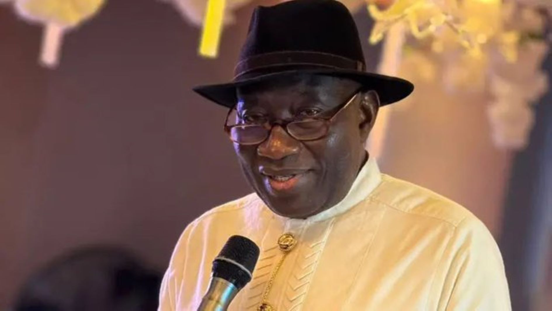 Jonathan Calls for New Rules of Engagement After Governors’ Show of Force in Osun