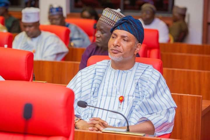 Kwara Central Senator Saliu Mustapha Dumps APC for PDP, Picks Senatorial Ticket Amid Kwara APC Crisis