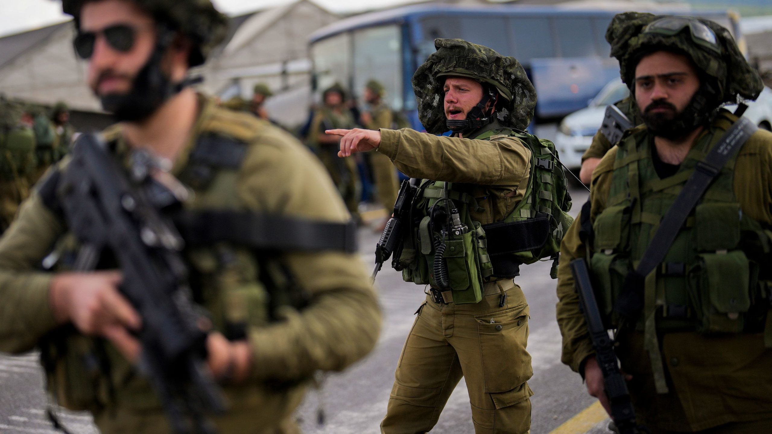 Israel uses Lebanese civilians as bargaining chips