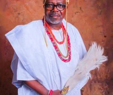 Hrm Dr Oba Olubayo Adesola